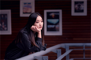 失业率及其对上海经济结构转型的影响